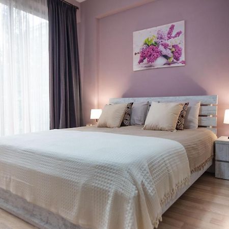 Gg Home - Cozy 2-Bedroom Apartment On Givi Kartozia Тбилиси Экстерьер фото
